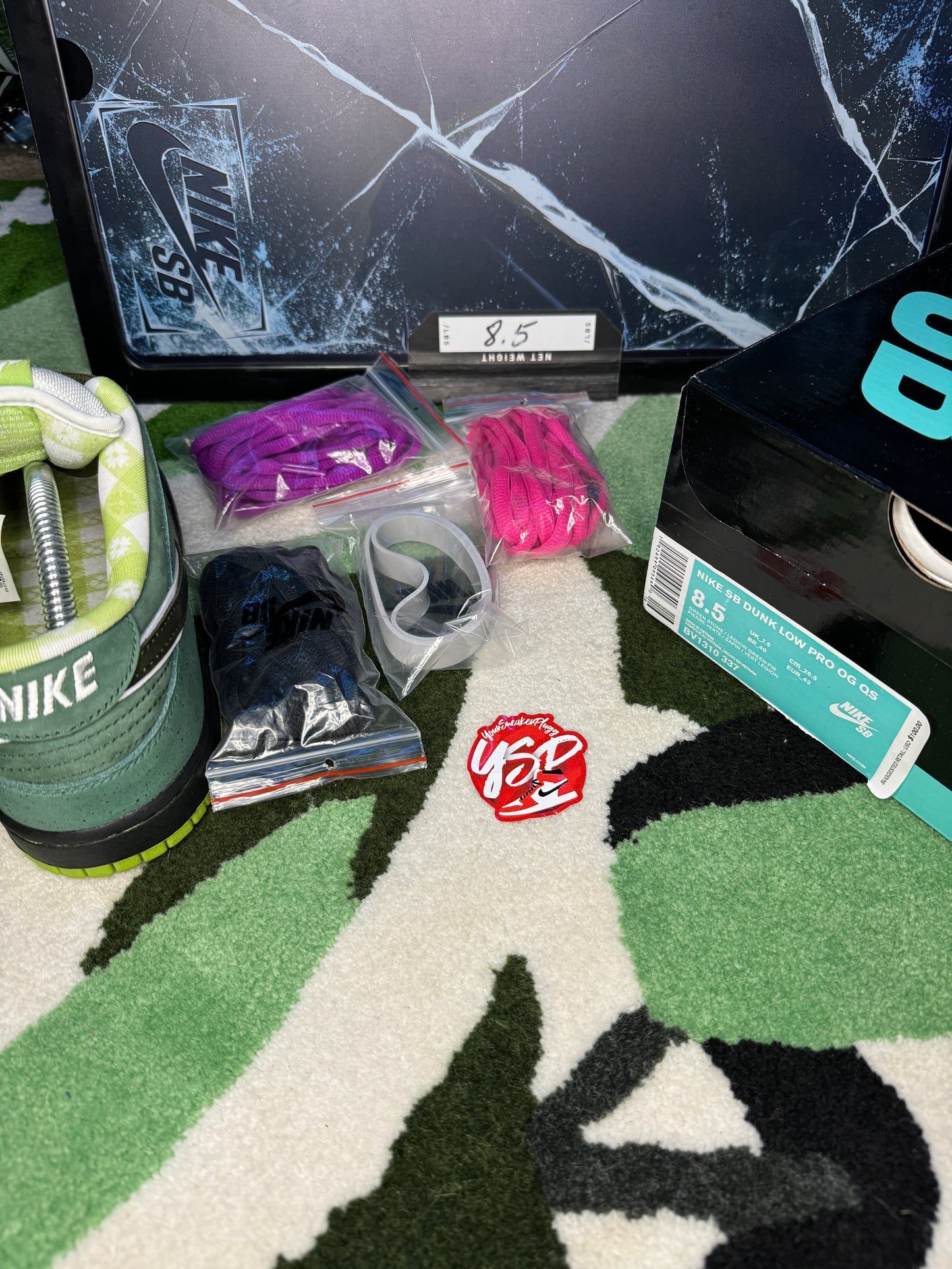 Nike SB Dunk Concepts “Green Lobster” special box