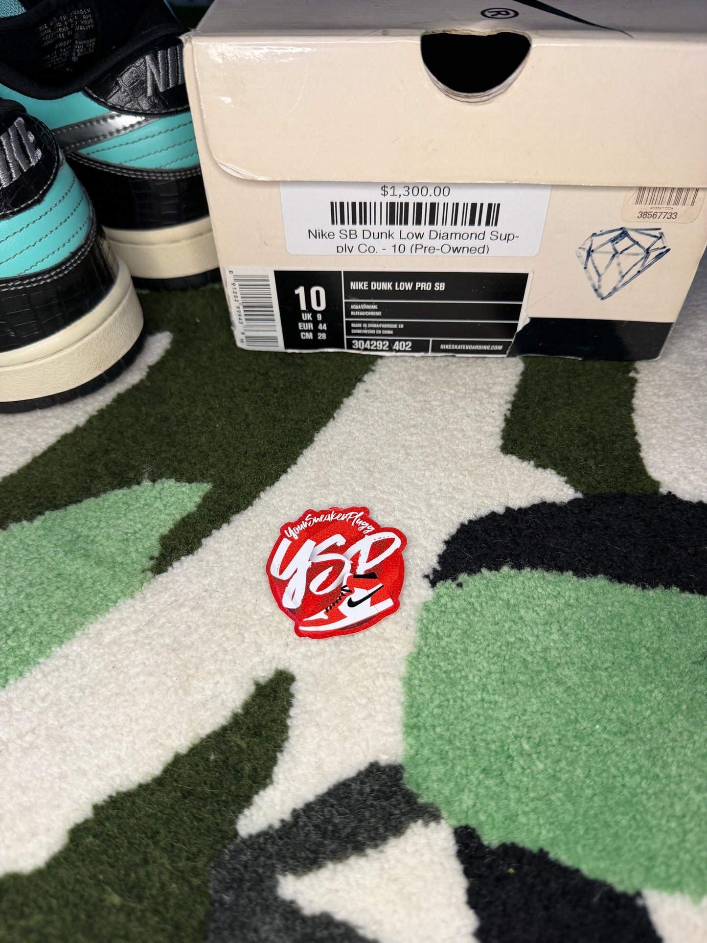 Nike SB Dunk Low x Diamond Supply Co. “Tiffany”