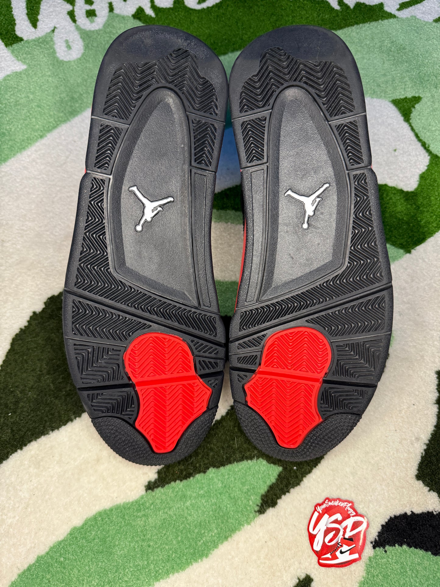 Jordan 4 “Red Thunder”