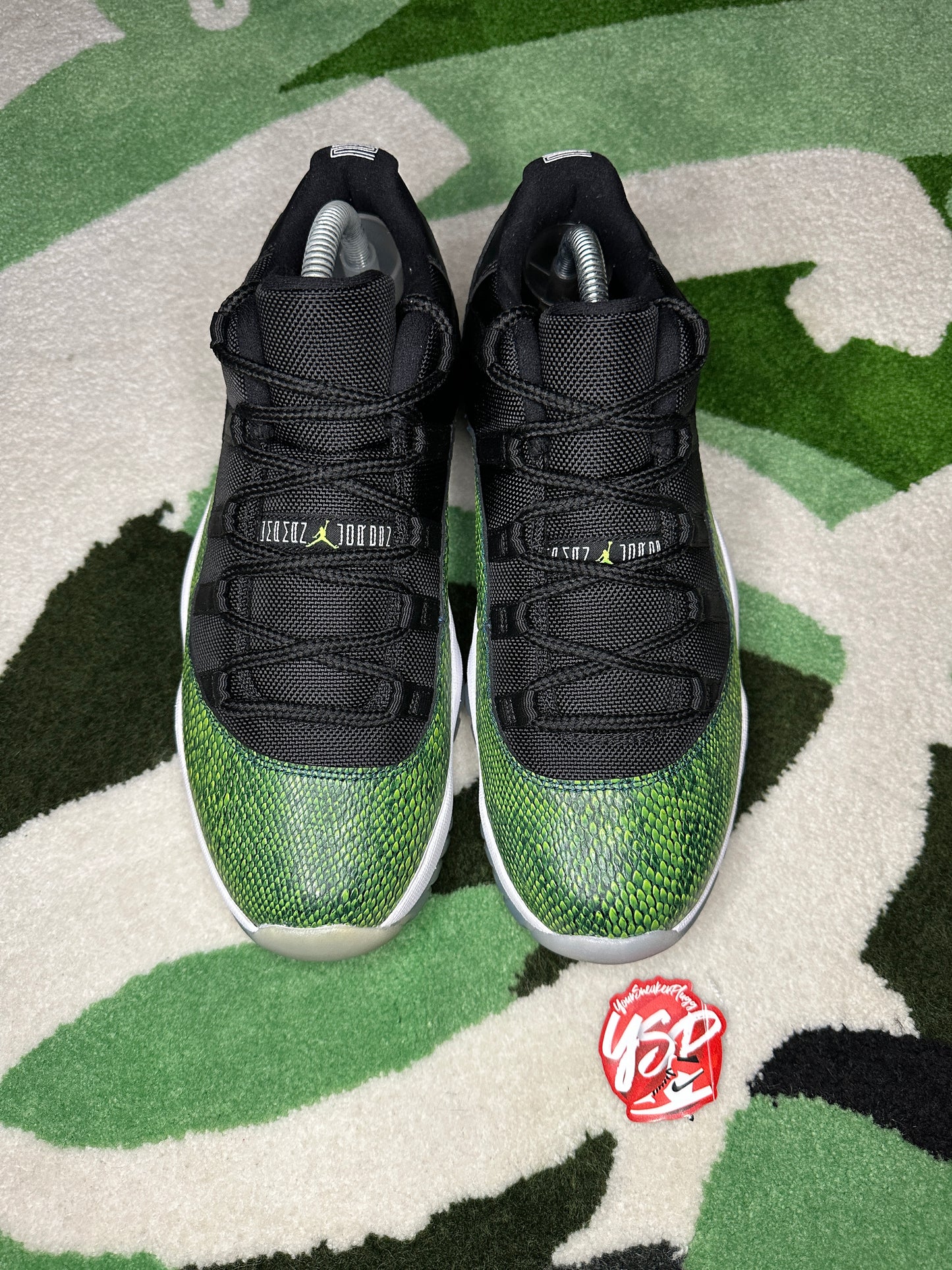 Jordan 11 Low “Green Snakeskin”