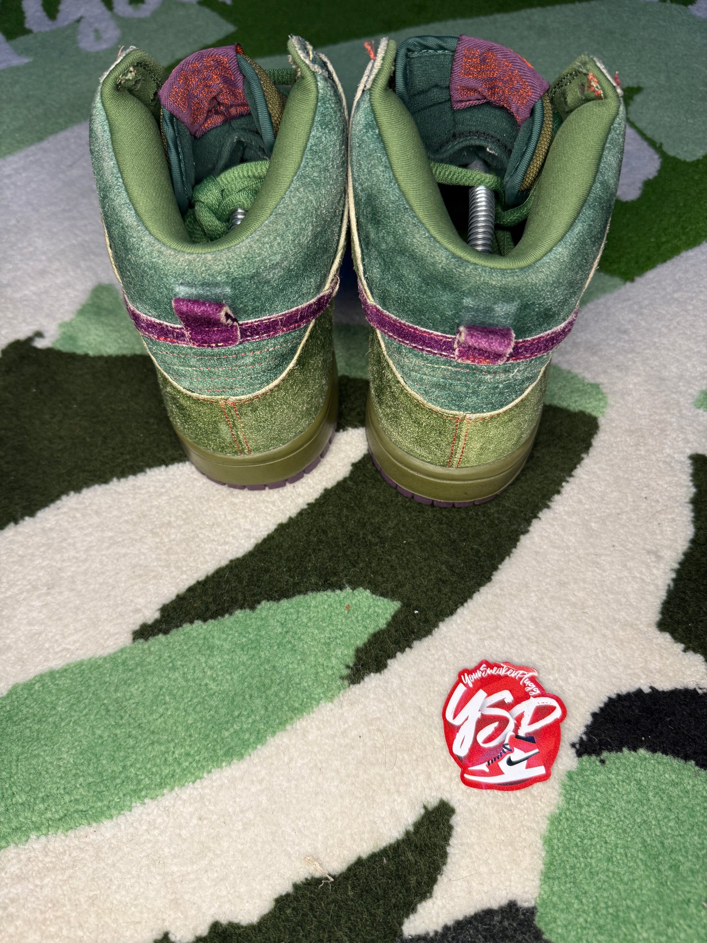 Nike SB Dunk High “Skunk”