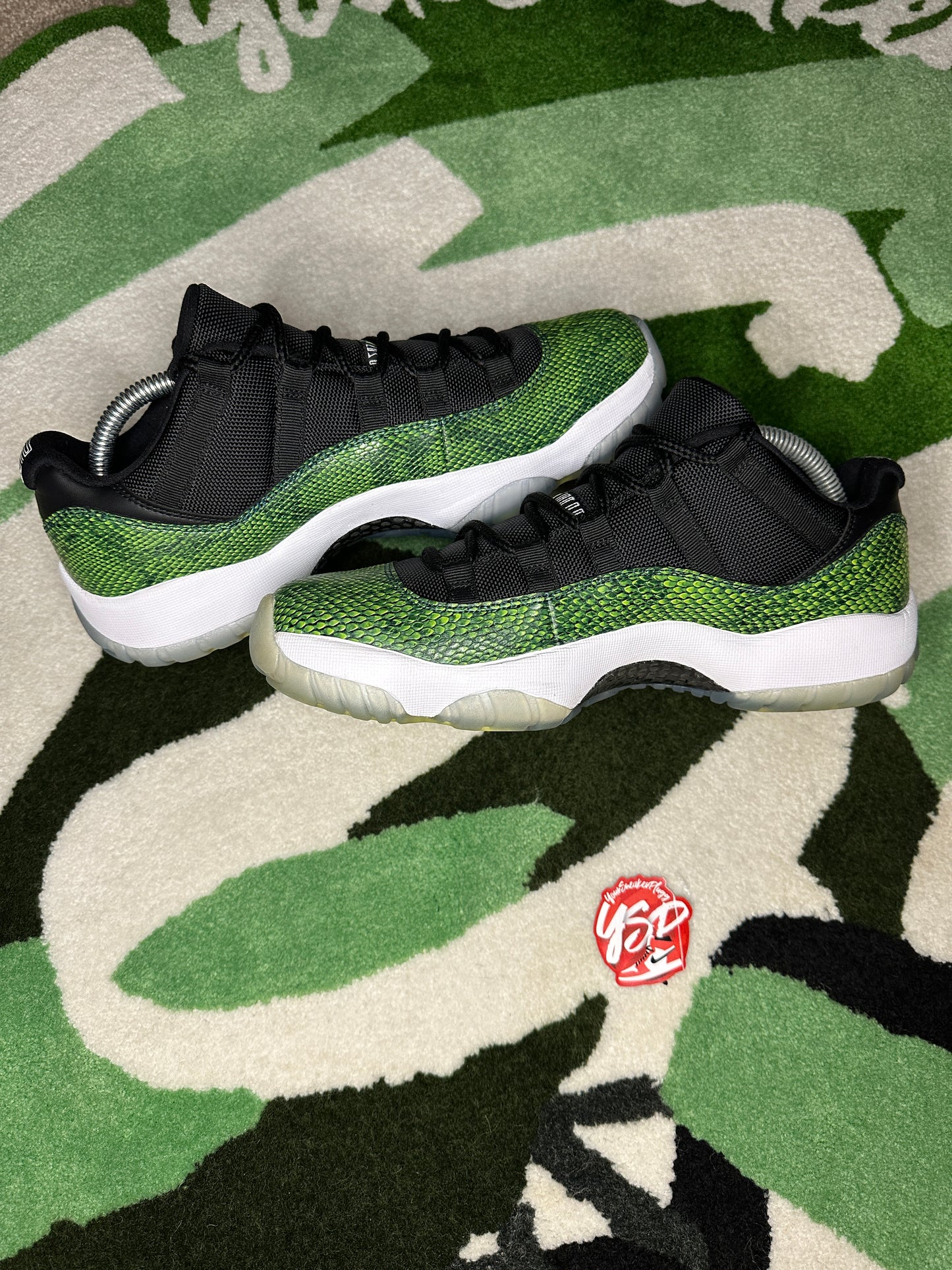 Jordan 11 Low “Green Snakeskin”