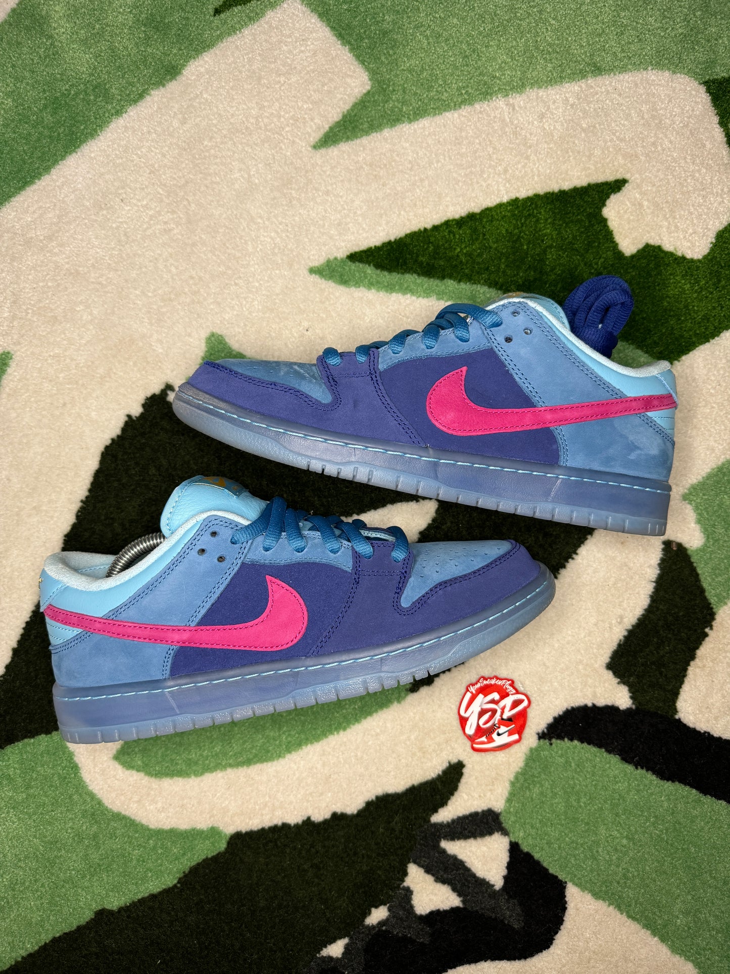 Nike SB Dunk Low “Run The Jewels”