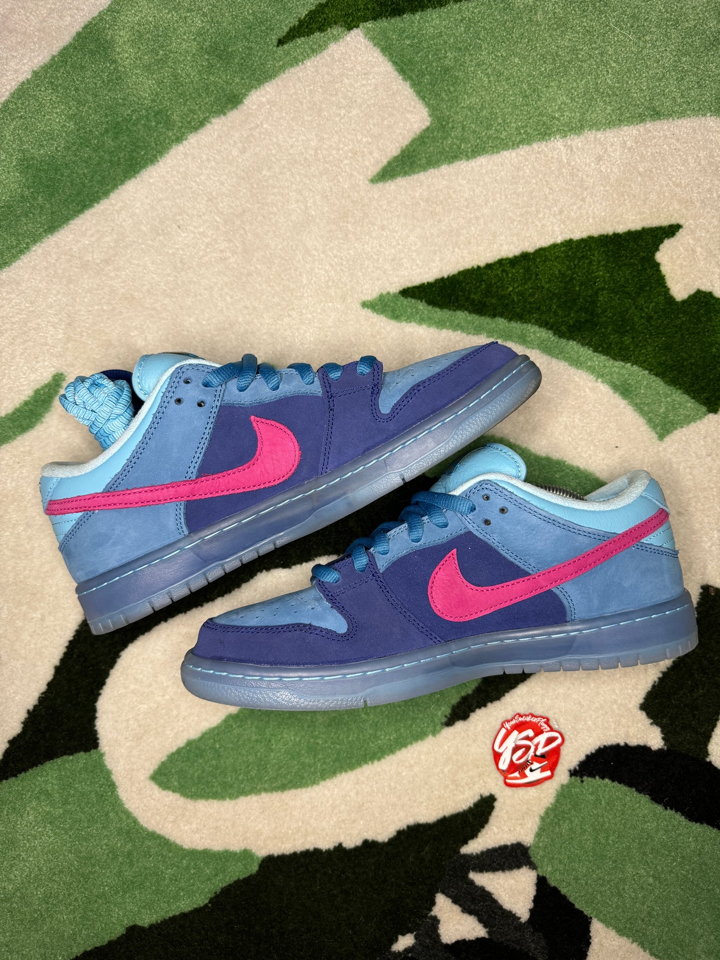 Nike SB Dunk Low “Run The Jewels”