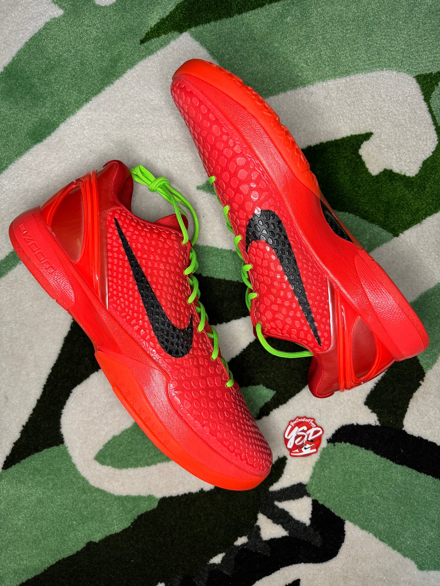 Nike Kobe 6 “Reverse Grinch”