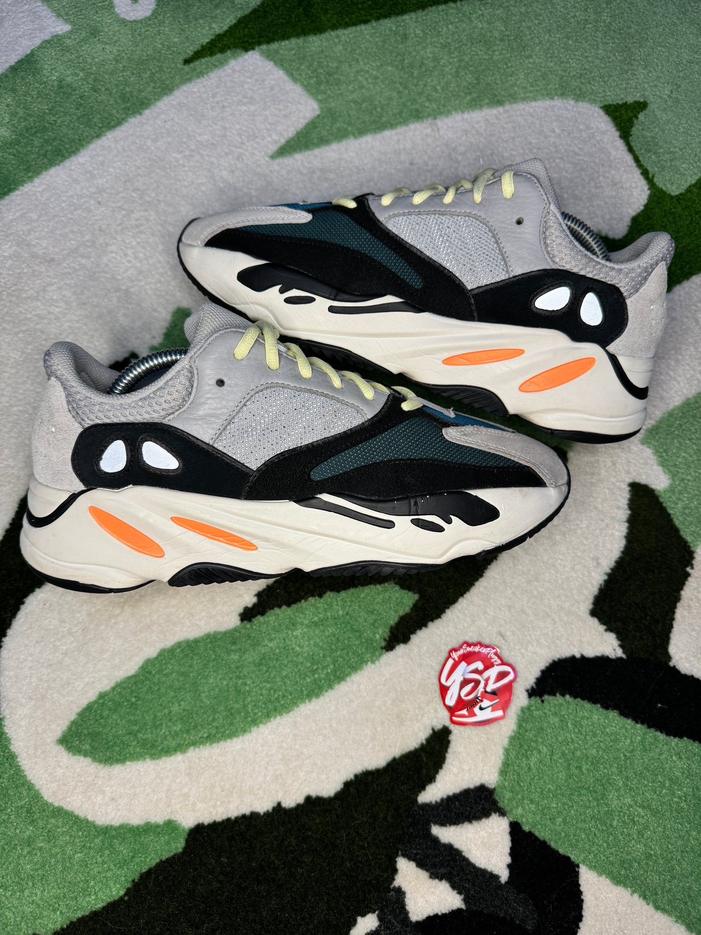 Yeezy 700 “Waverunner”