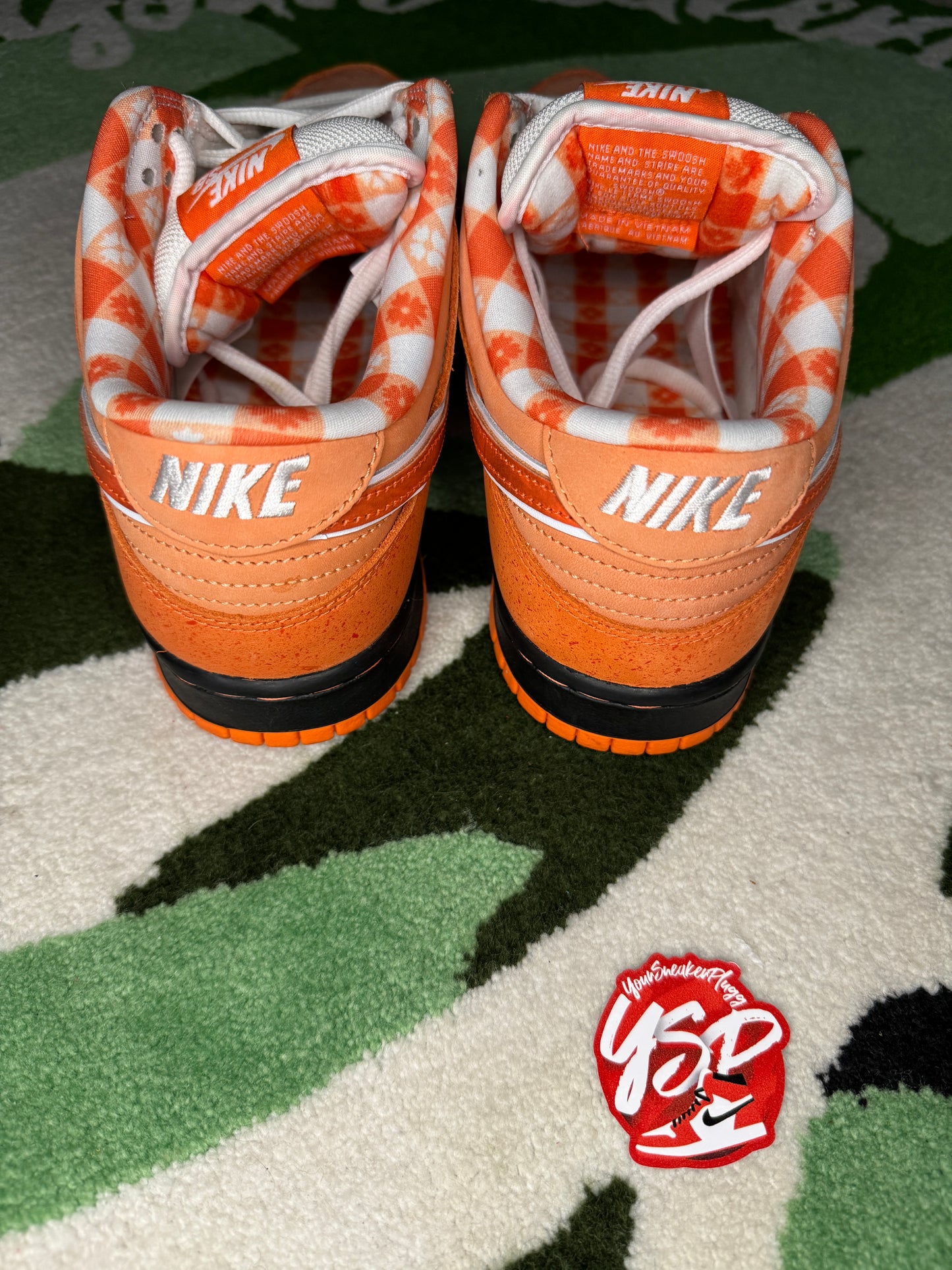 Nike SB Dunk Low “Orange Lobster”