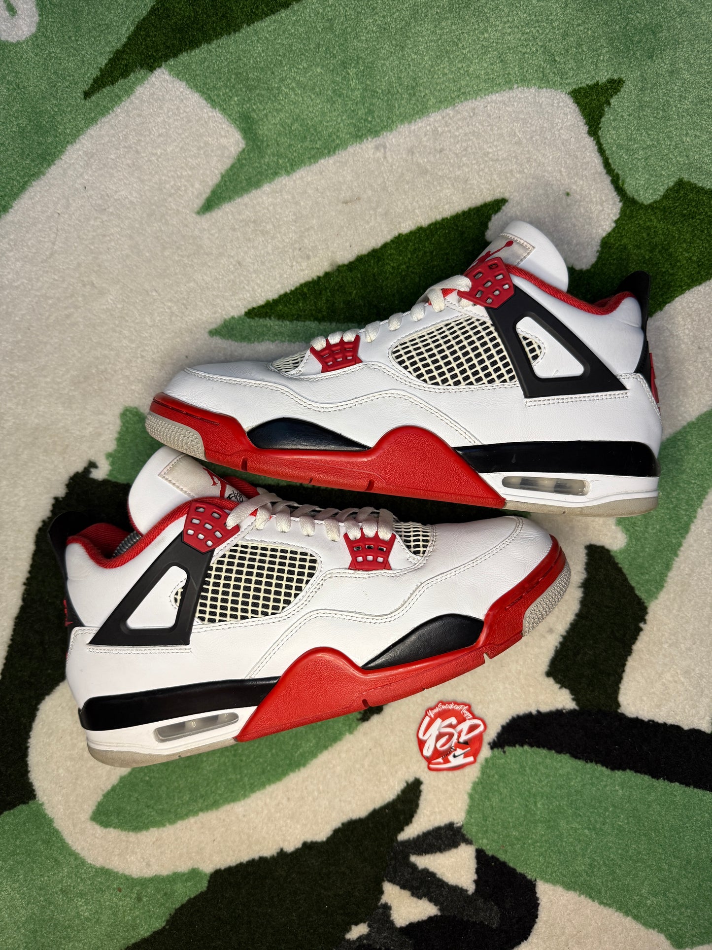 Jordan 4 “Fire Red”