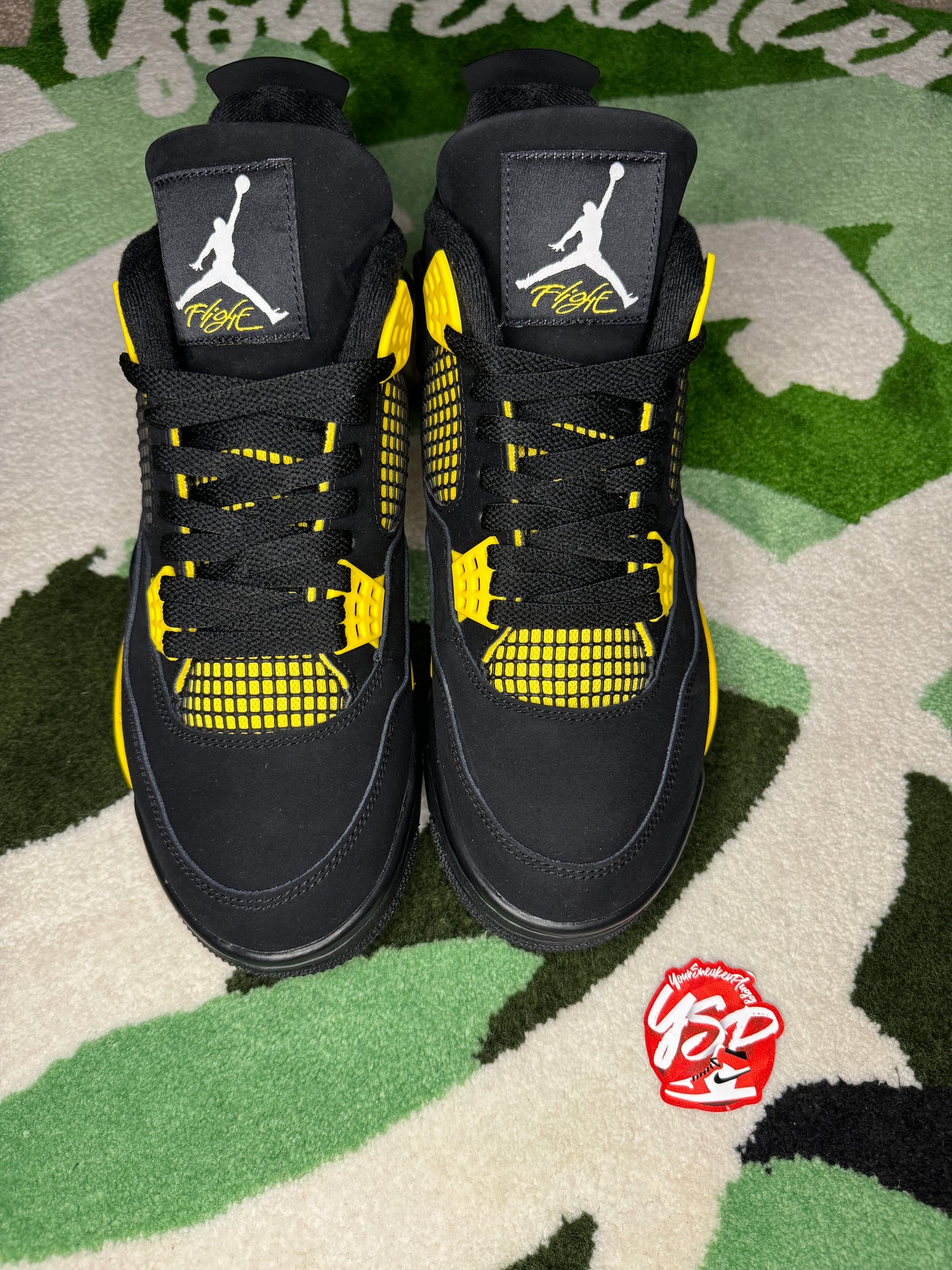 Jordan 4 “Thunder”