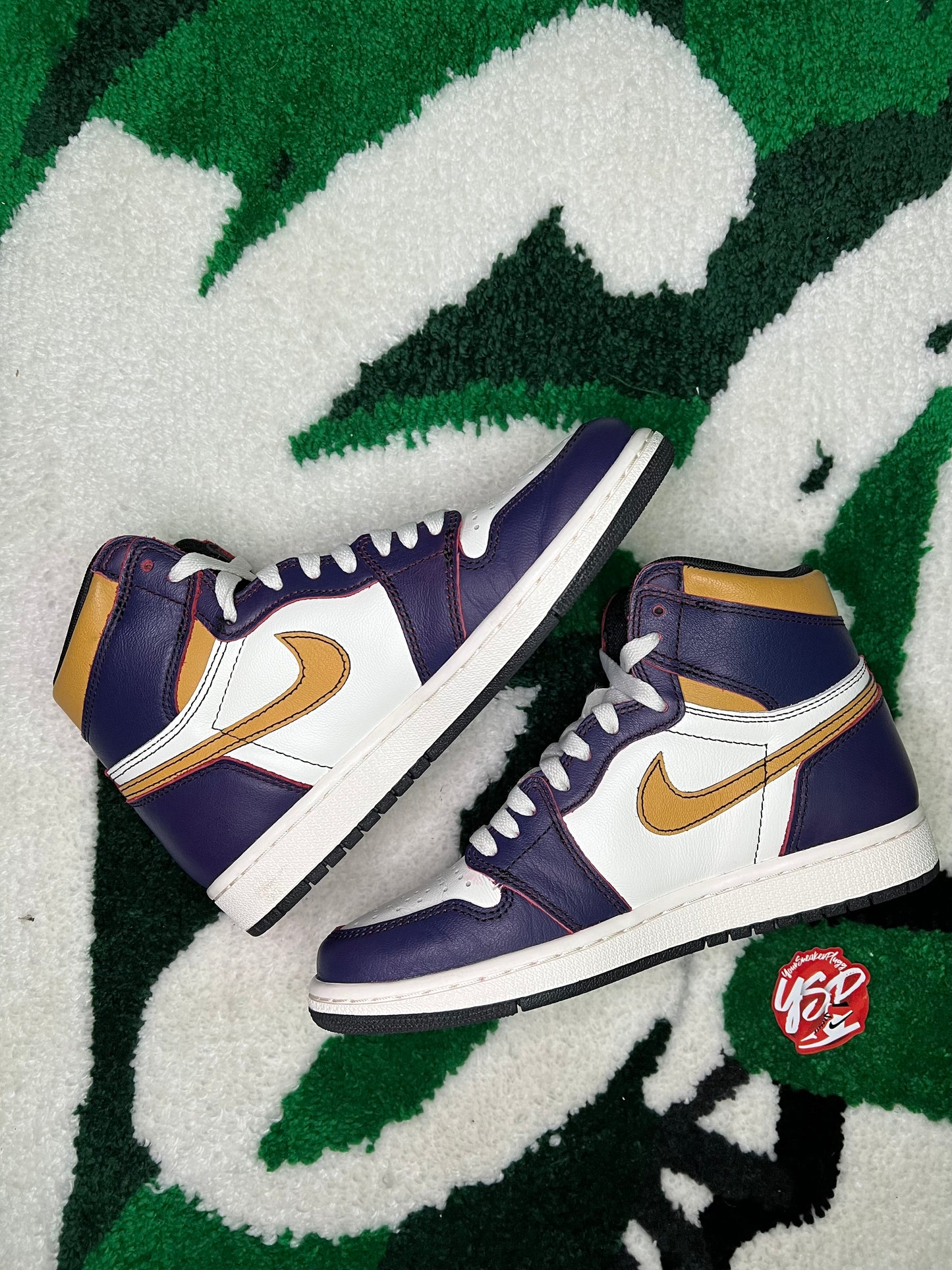 Jordan 1 “La to Chicago”