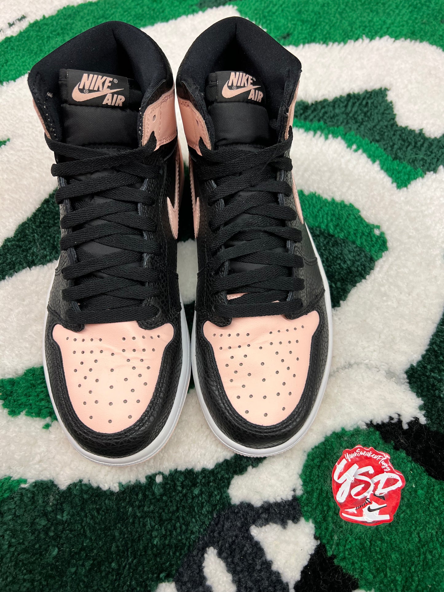 Jordan 1 “Crimson Tint”