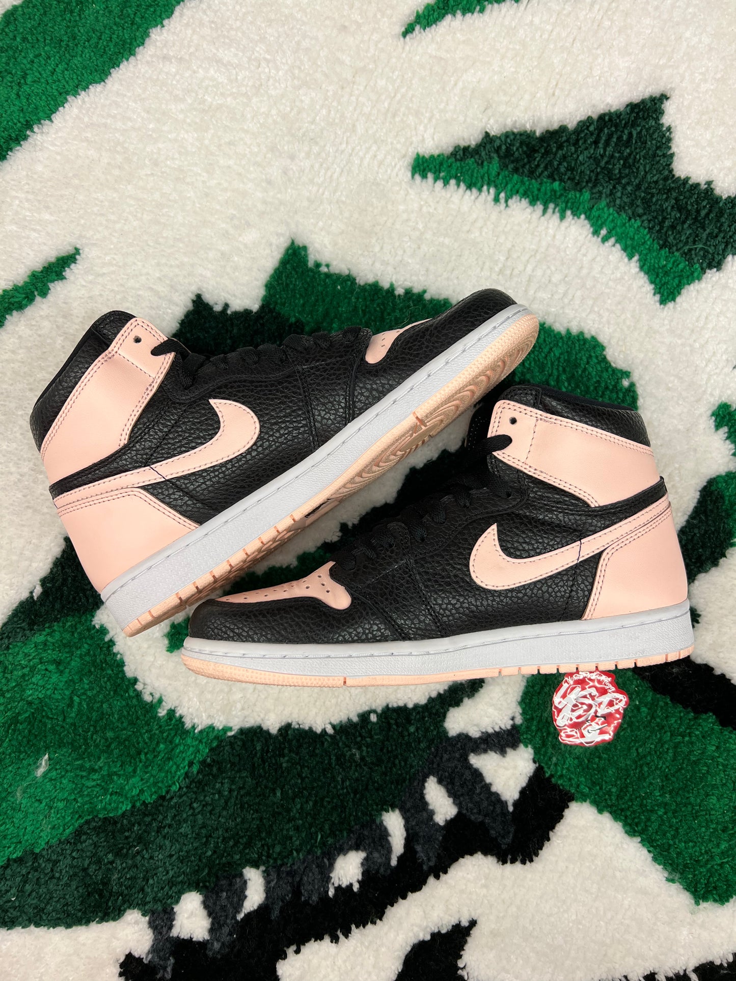 Jordan 1 “Crimson Tint”